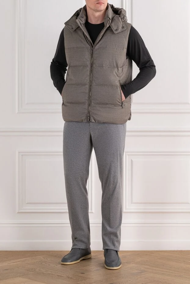 Quilted down vest with a voluminous adjustable hood made of premium wool and cashmere - photo 2