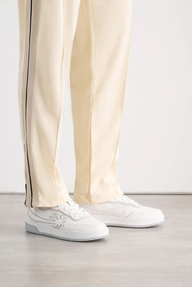 Palm Angels these crisp white leather palm tree sneakers feature a textured suede palm tree appliqué. 196435 - photo 2