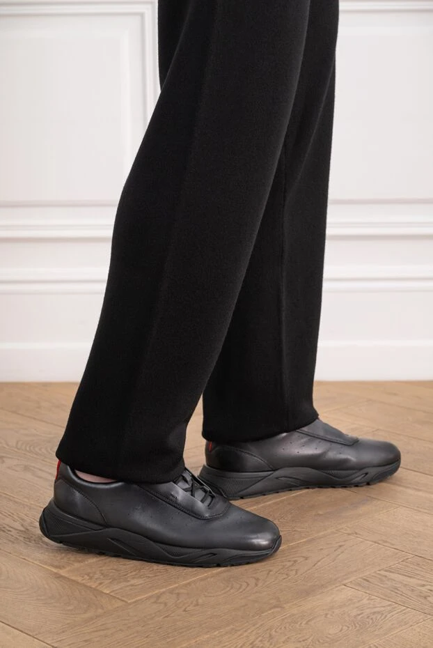 Santoni men's black leather sneakers with hidden lacing and a lug sole 196655 - photo 2