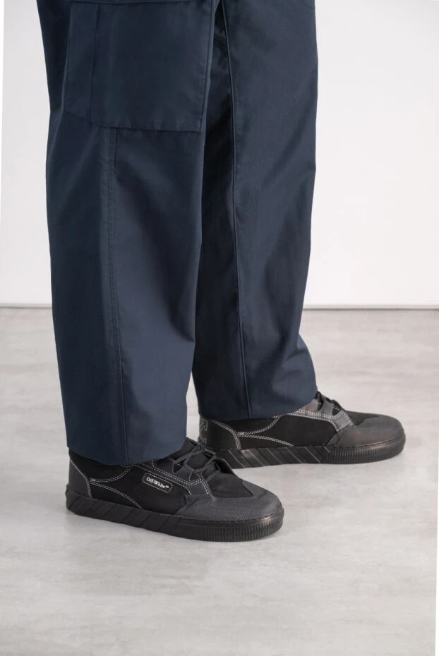 Off-White черные замшевые кроссовки vulcanized с контрастной строчкой и нашивкой 197663 - фото 2
