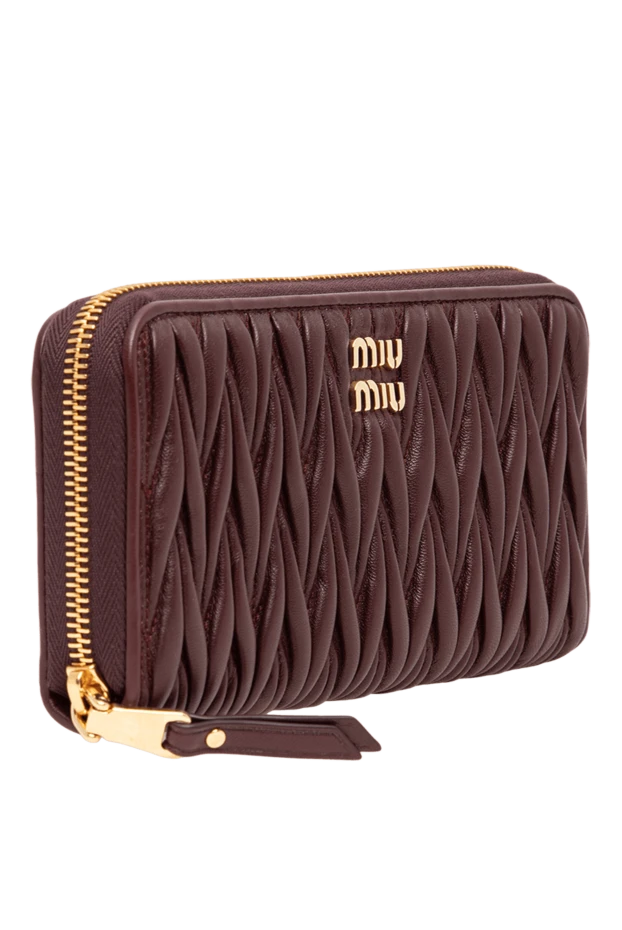 Miu Miu burgundy leather wallet with signature matelasse stitching and an all-around zip closure 197733 - photo 2
