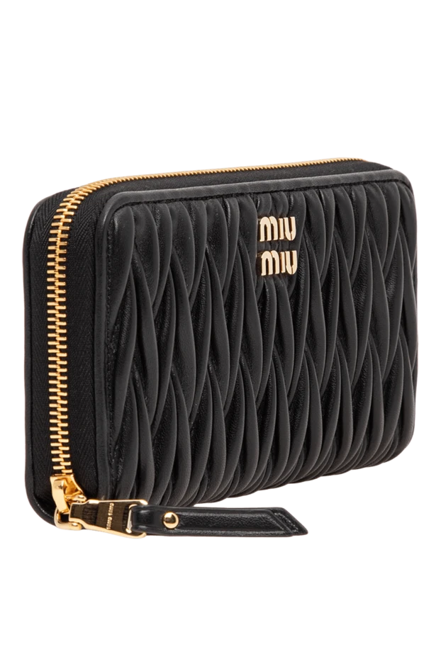 Miu Miu black leather wallet with signature matelasse stitching and a zip-around closure 197734 - photo 2
