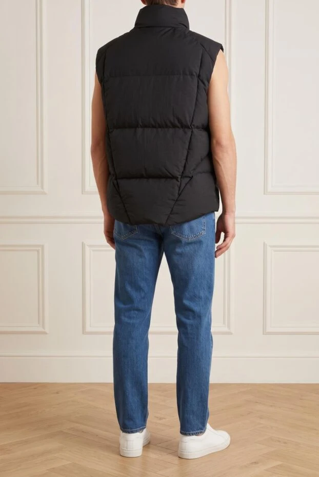 Off-White оригинальный жилет от бренда черногот цвета на молнии 197840 - photo 2