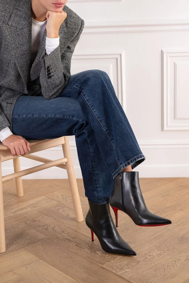 Christian Louboutin ботильоны miss z booty с заостренным носком из черной телячьей кожи 197862 - photo 2