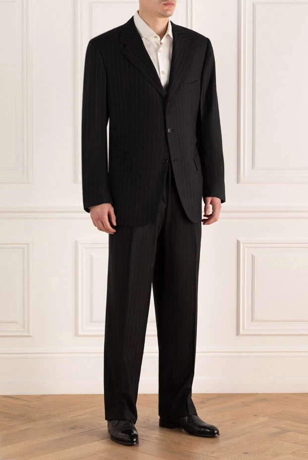 Kiton man men's suit made of black wool купить с ценами и фото 941778 - photo 2