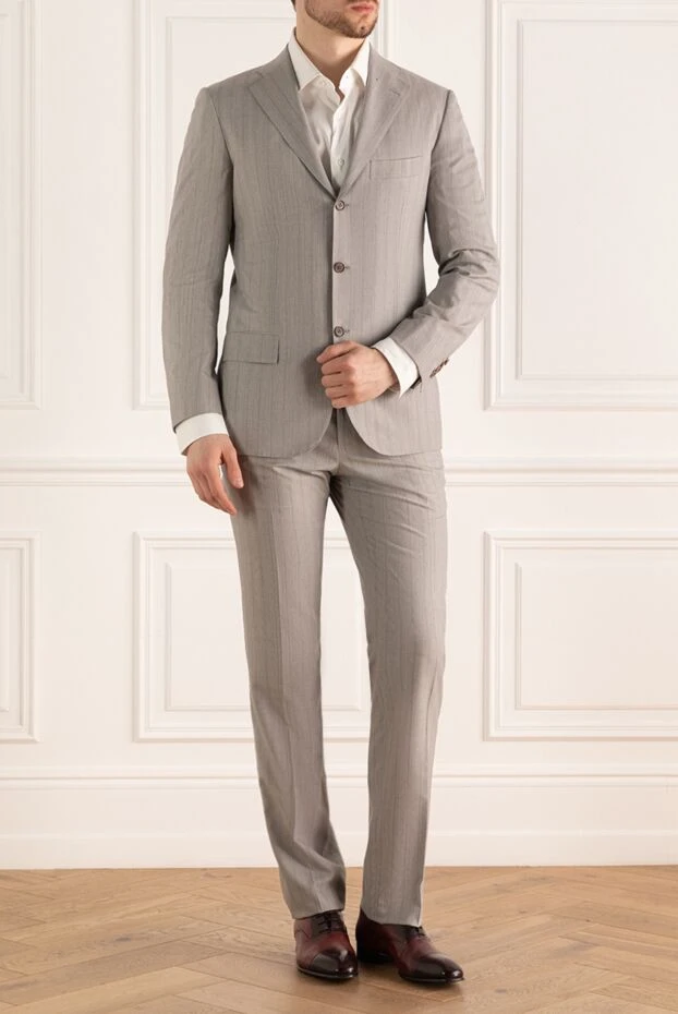 Kiton man men's wool suit, white купить с ценами и фото 980276 - photo 2