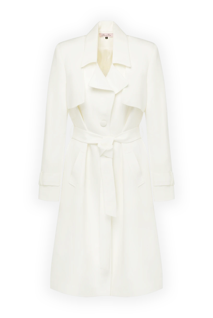 Fleur de Paris woman women's white coat купить с ценами и фото 179768 - photo 1